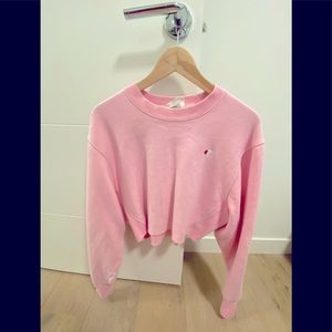 Reverse weave pink cropped champion sweater